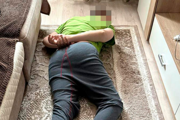 ФСБ задержала жителя Камчатки за распространение видео с убийствами российских военных | Россиянина арестовали за видео с убийствами военных