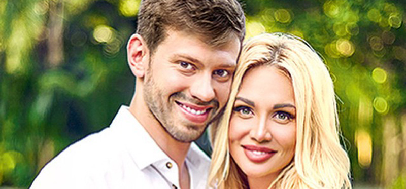 Виктория Лопырева рассталась с футболистом Федором Смоловым