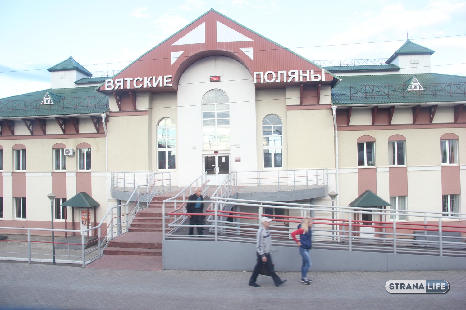 Вятские Поляны радуют случайных туристов красотами и огорчают дорогами