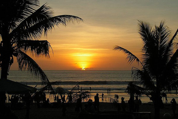 В Бали заявили о готовности ввести квоты для туристов на 100 лет