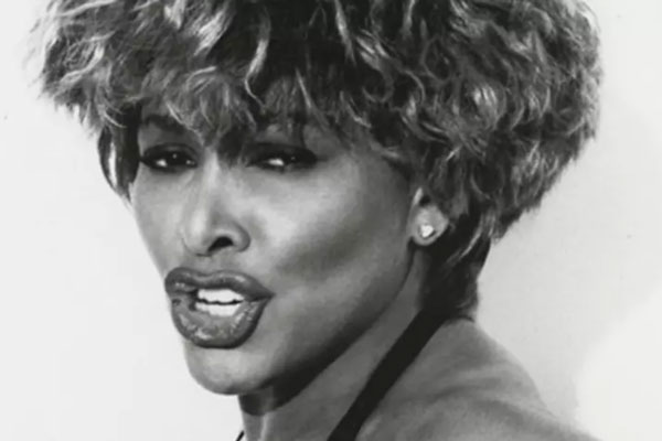 Скончалась «королева рок-н-ролла» Тина Тёрнер Скончалась «королева рок-н-ролла» Тина Тёрнер