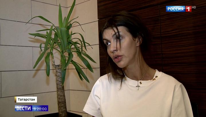 Почему жена футболиста Аршавина требует уволить стюардессу Почему жена футболиста Аршавина требует уволить стюардессу