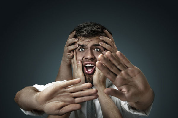 Психолог дал совет россиянам, как не бояться людных мест после теракта | Психолог Плужников: людям не надо замыкаться в себе после теракта в «Крокусе» Психолог дал совет россиянам, как не бояться людных мест после теракта | Психолог Плужников: людям не надо замыкаться в себе после теракта в «Крокусе»