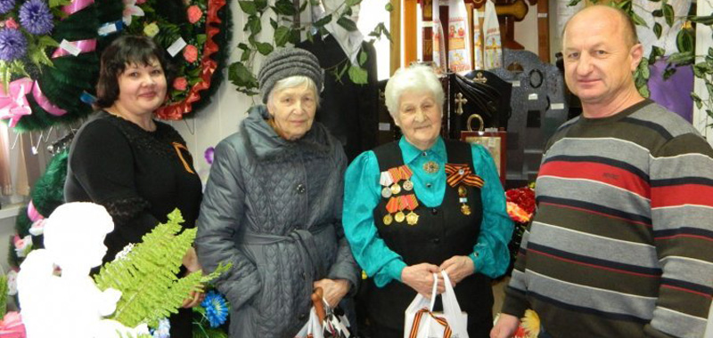 Не смешно: ветеранов пригласили в «похоронку» отметить праздник Не смешно: ветеранов пригласили в «похоронку» отметить праздник