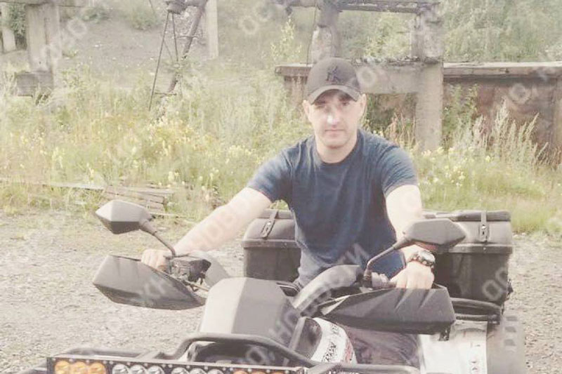 Пьяный майор в Кемеровской области насмерть сбил двух туристов из Кубани | Пьяный полицейский насмерть сбил двух россиян на курорте на Кузбассе Пьяный майор в Кемеровской области насмерть сбил двух туристов из Кубани | Пьяный полицейский насмерть сбил двух россиян на курорте на Кузбассе