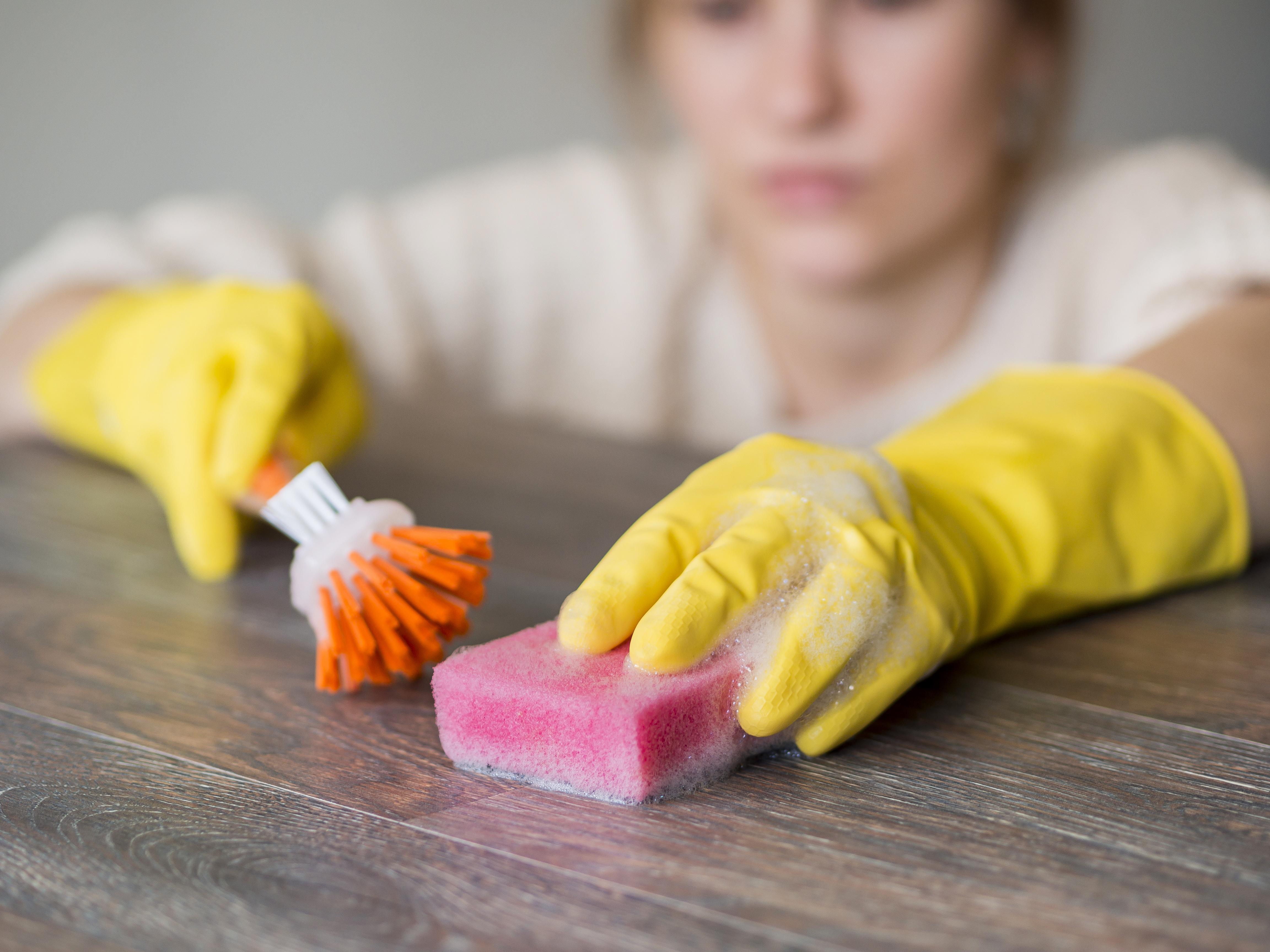 Уксус + туалетная бумага: неожиданный секрет идеальной уборки - дёшево и эффективно Уксус + туалетная бумага: неожиданный секрет идеальной уборки - дёшево и эффективно