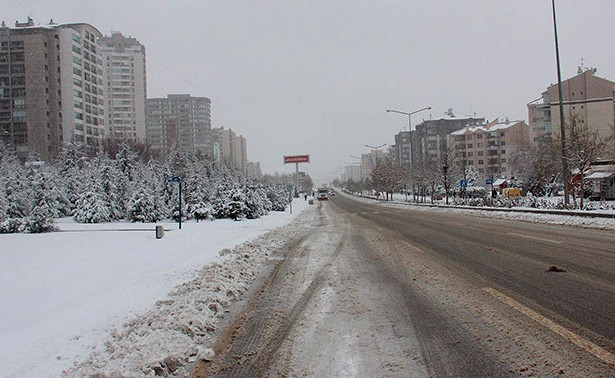 Турцию и Грецию засыпало снегом