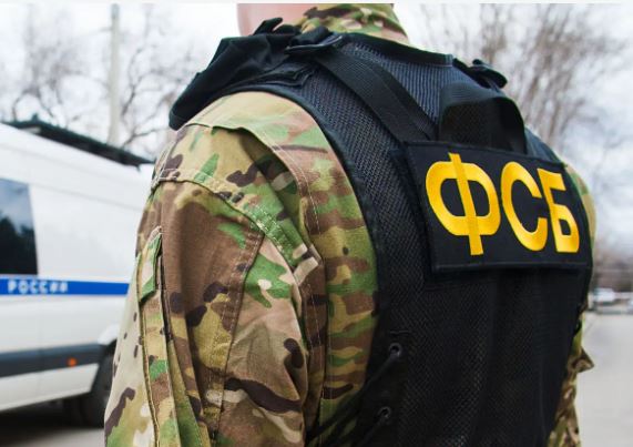 ФСБ предотвратила трагедию: подросток с маниакальными идеями задумал теракт в школе Донецка | Теракт в школе Донецка предотвращён силовиками ФСБ