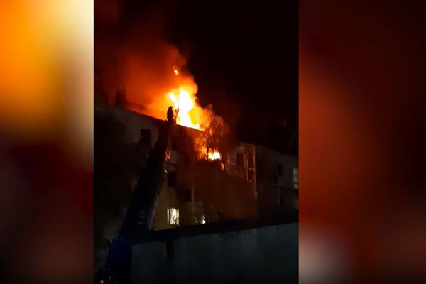 В Тобольске в пятиэтажном доме прогремел взрыв В Тобольске в пятиэтажном доме прогремел взрыв