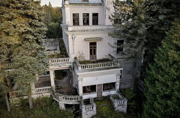 Дачу Сталина в Подмосковье продают за 400 миллионов рублей