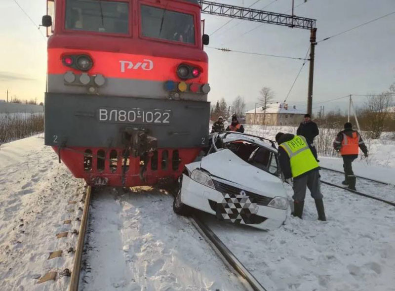 Транспортная прокуратура начала проверку после ДТП на переезде в Костромской области | Прокуратура проверяет ДТП на железнодорожном переезде в Мантурово Транспортная прокуратура начала проверку после ДТП на переезде в Костромской области | Прокуратура проверяет ДТП на железнодорожном переезде в Мантурово