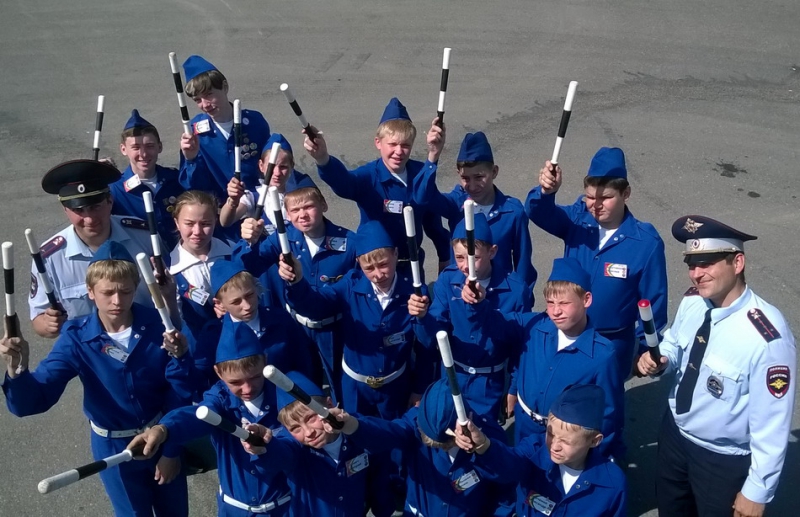 В Томской области в оздоровительном лагере прошла профильная смена Юных инспекторов движения В Томской области в оздоровительном лагере прошла профильная смена Юных инспекторов движения