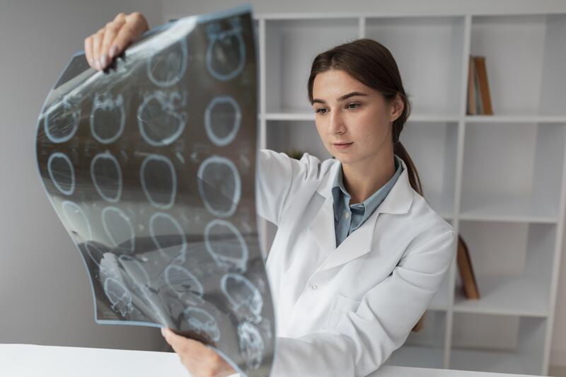 Минздрав рекомендовал шесть цветов формы для медработников | Минздрав предложил разделить форму медиков по цветам Минздрав рекомендовал шесть цветов формы для медработников | Минздрав предложил разделить форму медиков по цветам