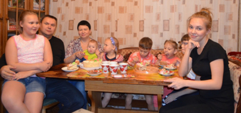 В семье полицейских Выгузовых «Тринадцать» - для любви счастливое число! В семье полицейских Выгузовых «Тринадцать» - для любви счастливое число!