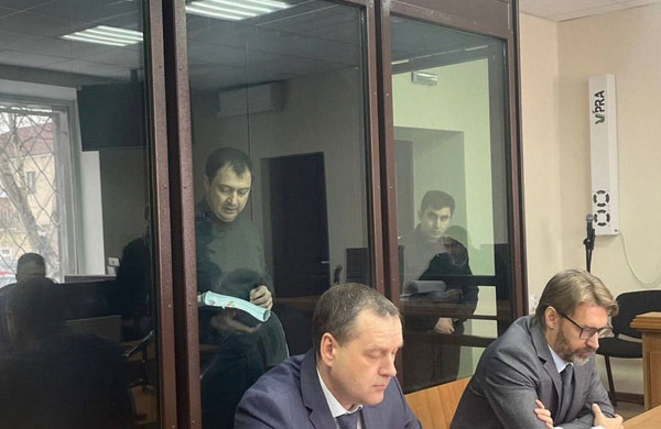 Бывший глава ГИБДД Ставрополья Сафонов проведёт 20 лет в колонии строгого режима | Бывшему главе ГИБДД Ставрополья с золотым унитазом вынесли приговор