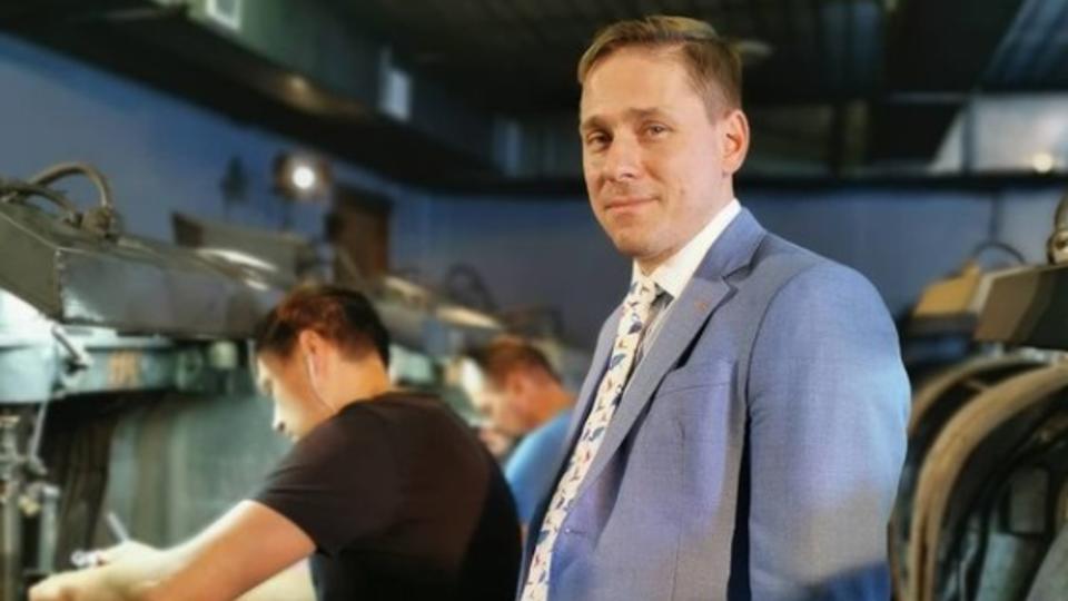 Отцом брошенных голыми на морозе детей оказался известный ювелир Отцом брошенных голыми на морозе детей оказался известный ювелир