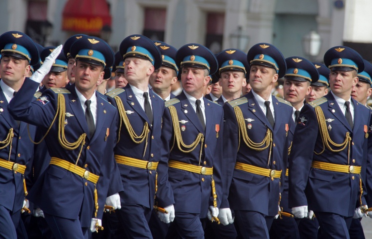 Срочная военная служба может стать в РФ обязательной для министров, судей и прокуроров Срочная военная служба может стать в РФ обязательной для министров, судей и прокуроров