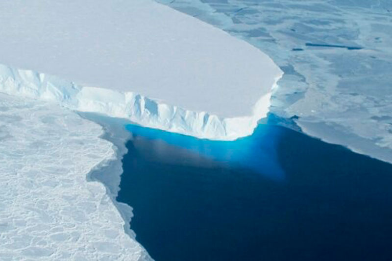 Ледяной апокалипсис в Альпах: ледник стер с лица земли швейцарскую деревню | Ледник разрушил 90% деревни Блаттен в Швейцарии Ледяной апокалипсис в Альпах: ледник стер с лица земли швейцарскую деревню | Ледник разрушил 90% деревни Блаттен в Швейцарии