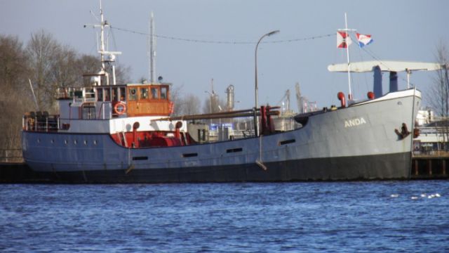 В Крыму по факту затопления судна «ANDA» возбуждено уголовное дело В Крыму по факту затопления судна «ANDA» возбуждено уголовное дело