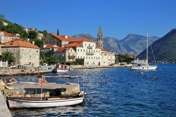 Яков Милатович официально вступил в должность президента Черногории