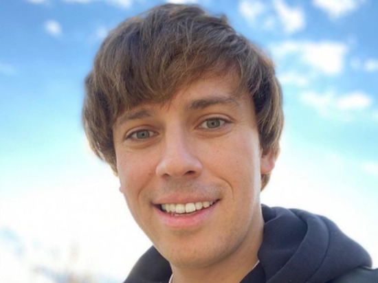 Максим Галкин* через суд потребовал снять с него статус иноагента