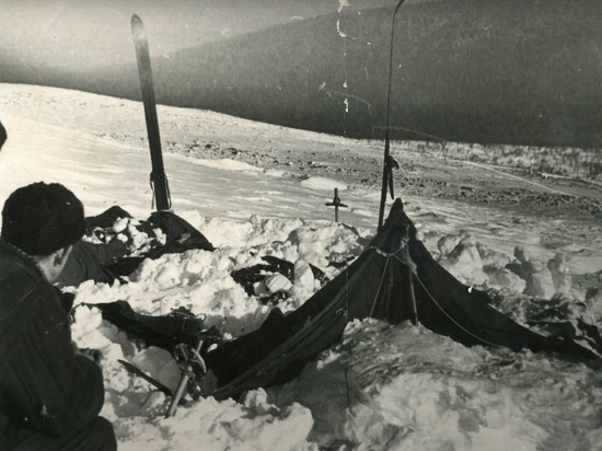 Российский блогер посетил перевал Дятлова и выдвинул версию гибели экспедиции Российский блогер посетил перевал Дятлова и выдвинул версию гибели экспедиции