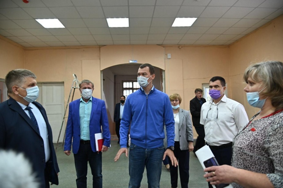 Дегтярев заявил, что на митинге в Хабаровске изъяты топор и ножи Дегтярев заявил, что на митинге в Хабаровске изъяты топор и ножи