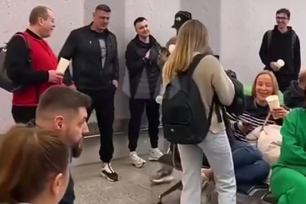 Более 130 пассажиров рейса FZ 966 "Москва — Дубай" не могут вылететь из Внуково Более 130 пассажиров рейса FZ 966 "Москва — Дубай" не могут вылететь из Внуково