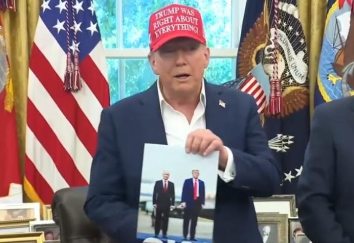 Трамп намекнул: приезд Путина на ЧМ-2026 по футболу зависит от двух недельных событий | Трамп рассказал о возможном приезде Путина на ЧМ-2026 по футболу Трамп намекнул: приезд Путина на ЧМ-2026 по футболу зависит от двух недельных событий | Трамп рассказал о возможном приезде Путина на ЧМ-2026 по футболу