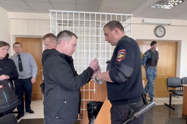 Директор фирмы, организовавший тур на Камчатку, где погибли 9 человек, получил 4 года колонии Директор фирмы, организовавший тур на Камчатку, где погибли 9 человек, получил 4 года колонии