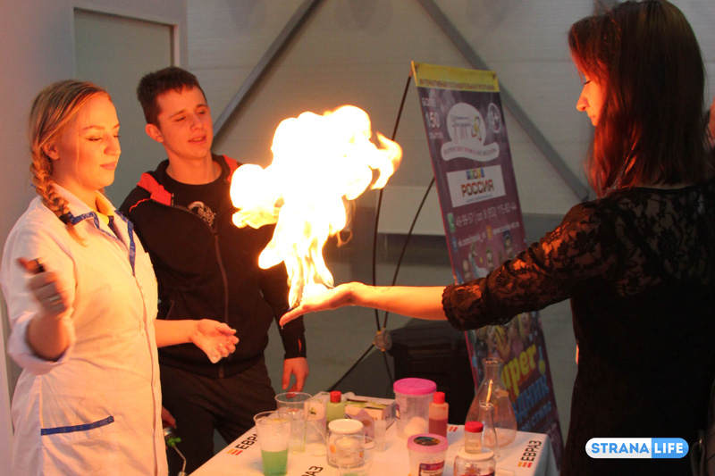 На Урале детей приучают к труду, юношей — заинтересовывают, а молодые заводчане соревнуются за миллион рублей На Урале детей приучают к труду, юношей — заинтересовывают, а молодые заводчане соревнуются за миллион рублей