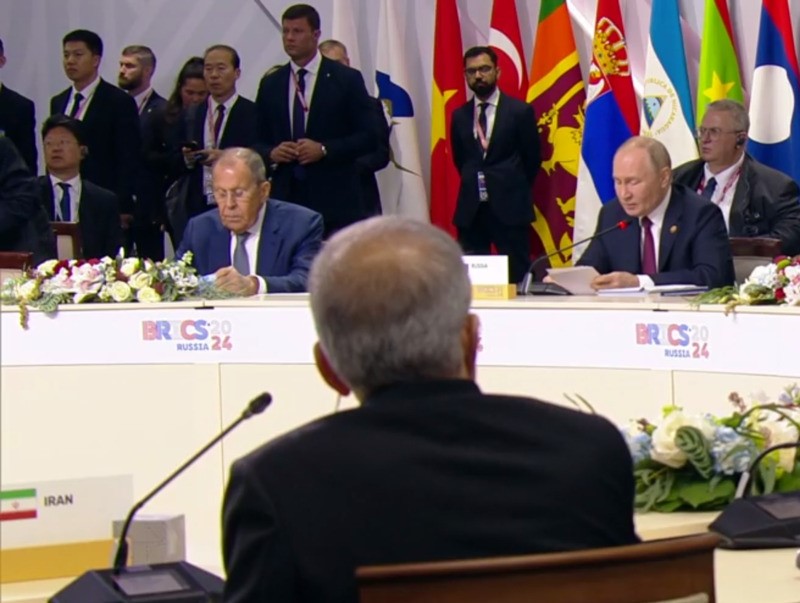 Участники саммита БРИКС утвердили итоговую декларацию Участники саммита БРИКС утвердили итоговую декларацию