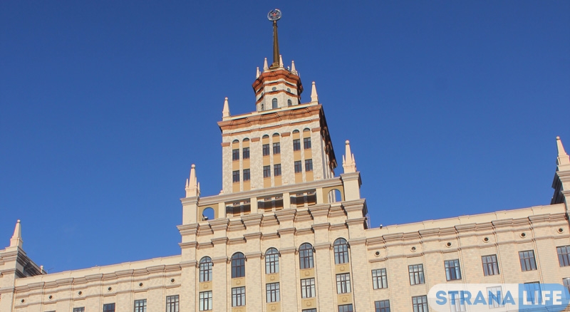 Челябинская «высотка»: как МГУ, но не он