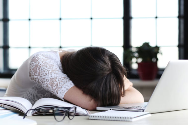 Железо: ключевой микроэлемент для здоровья - как распознать и предотвратить дефицит | Специалисты рассказали, какие признаки указывают на дефицит железа в организме Железо: ключевой микроэлемент для здоровья - как распознать и предотвратить дефицит | Специалисты рассказали, какие признаки указывают на дефицит железа в организме