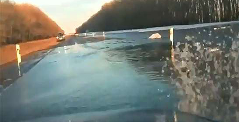 Не разгул стихи, а теплая погода: в Новосибирске эвакуируют людей Не разгул стихи, а теплая погода: в Новосибирске эвакуируют людей