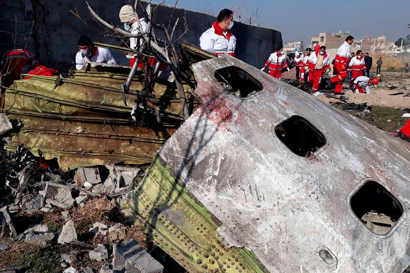 Украинский лайнер со 180 пассажирами рухнул в Иране