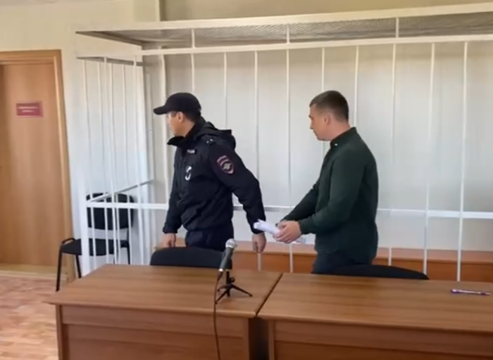 Гида приговорили к 4,5 годам колонии после гибели восьми туристов на Камчатке | Суд вынес приговор гиду по делу о трагедии на Камчатке Гида приговорили к 4,5 годам колонии после гибели восьми туристов на Камчатке | Суд вынес приговор гиду по делу о трагедии на Камчатке