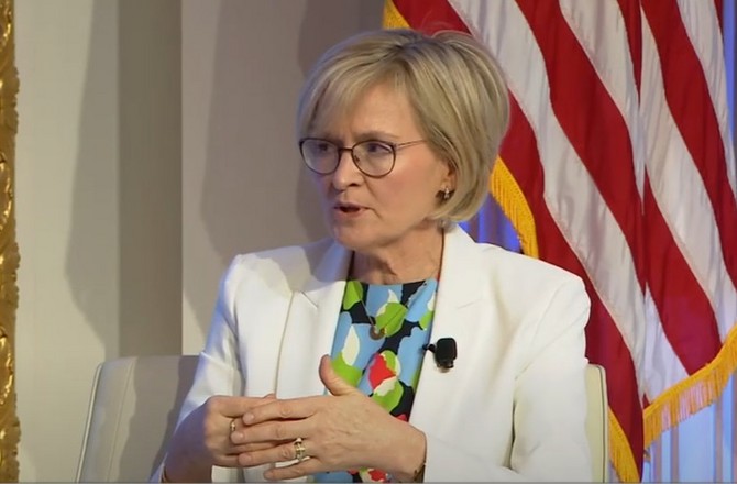 Евросоюз приготовил 11-й пакет антироссийских санкций Евросоюз приготовил 11-й пакет антироссийских санкций