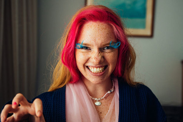 Сериал «Алиса не может ждать» удалили со всех российских видеоплатформ