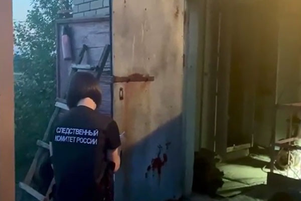 Трое рабочих умерли, упав в колодец в Саратовской области Трое рабочих умерли, упав в колодец в Саратовской области