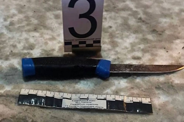 СКР опубликовал видео с ножом, которым пытались убить губернатора Чибиса | Следком показал нож, которым ударили в живот мурманского губернатора СКР опубликовал видео с ножом, которым пытались убить губернатора Чибиса | Следком показал нож, которым ударили в живот мурманского губернатора