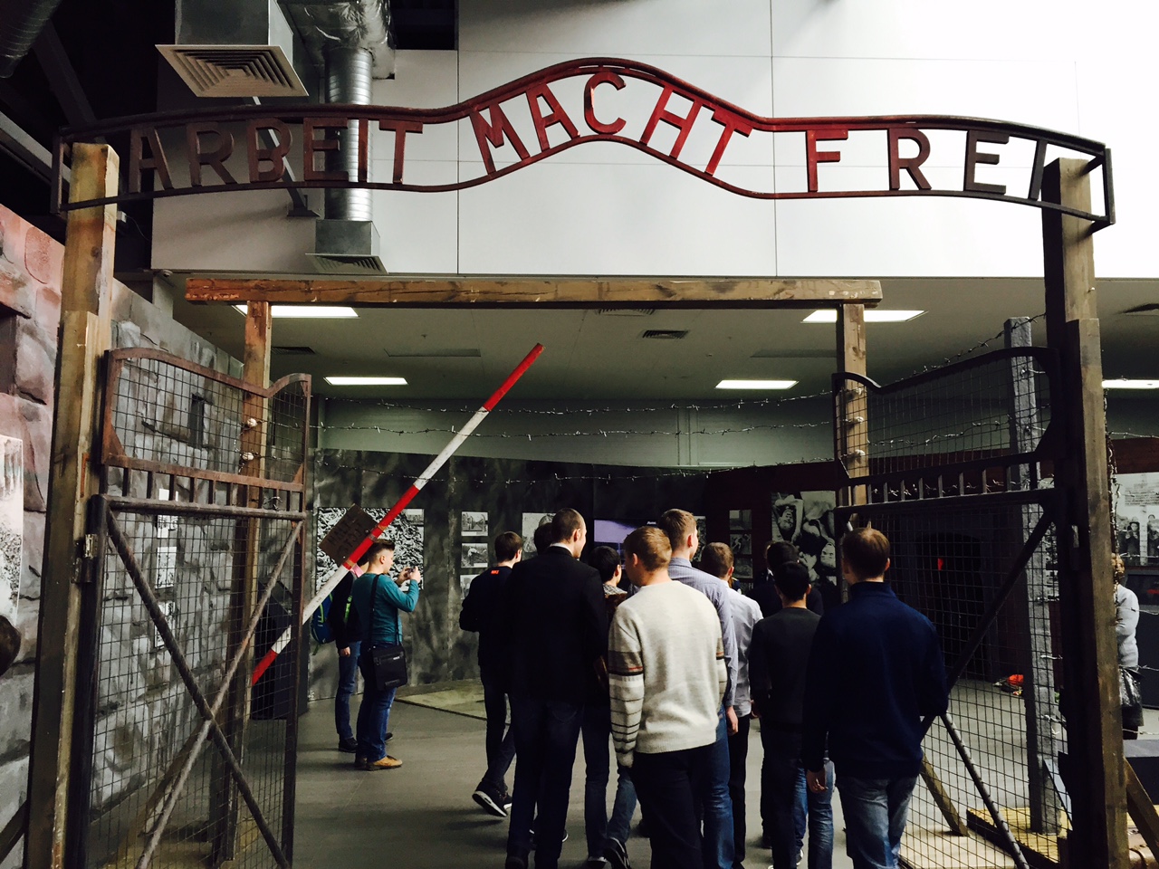 Томская область приняла эстафету крупномасштабного выставочного проекта «Помни… Мир спас советский солдат» Томская область приняла эстафету крупномасштабного выставочного проекта «Помни… Мир спас советский солдат»