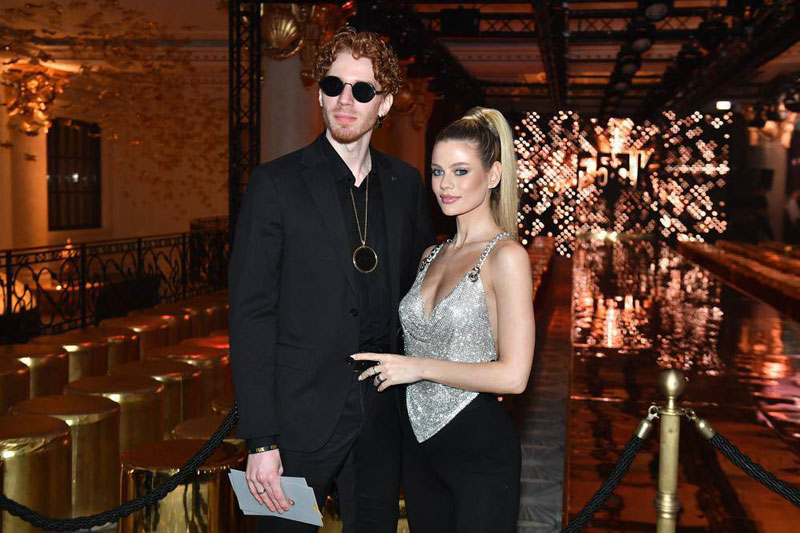 Никита Пресняков подтвердил расставание с Аленой Красновой после 8 лет брака | Конец истории любви: Никита Пресняков подтвердил расставание с Аленой Красновой