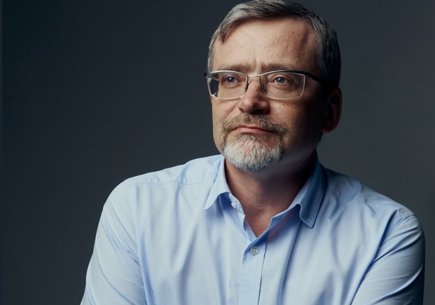 Почему люди верят натальным картам? Глава ВЦИОМ заявил, что всему виной технологии  | Глава ВЦИОМ Федоров заявил, что россияне верят в колдунов из-за технологий 