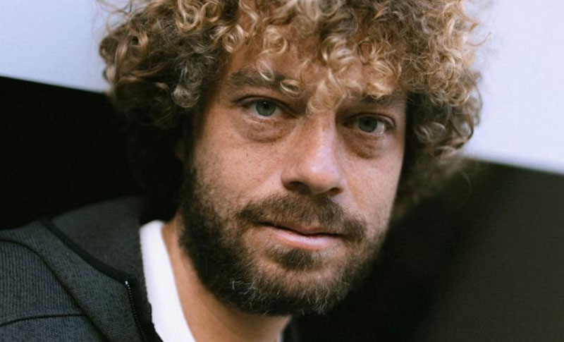 В реестр Росфинмониторинга внесены 69 человек, включая Варламова* и Монгайт* | Росфинмониторинг внёс Варламова*, Монгайт* и Медведева* в список экстремистов