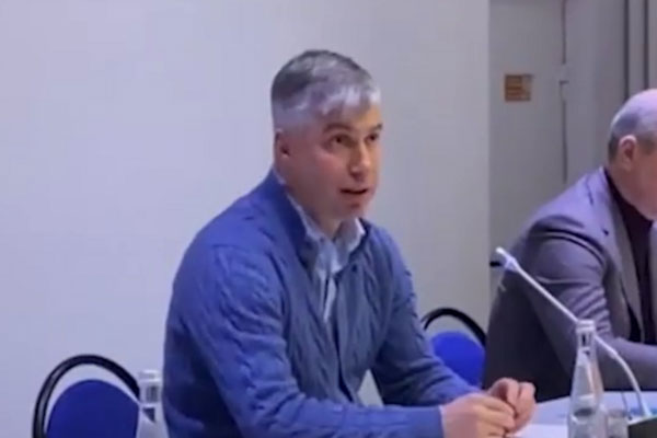 Мэр Ростова-на-Дону спровоцировал скандал, посоветовав пострадавшей от обрушения дома взять кредит на квартиру Мэр Ростова-на-Дону спровоцировал скандал, посоветовав пострадавшей от обрушения дома взять кредит на квартиру