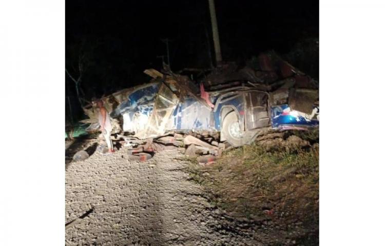 Siglo: в Панаме при падении автобуса в пропасть погибли 40 человек Siglo: в Панаме при падении автобуса в пропасть погибли 40 человек