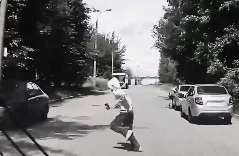 Несколько подростков погибли из-за опасного челленджа в Подмосковье | Опасный челлендж «Беги или умри» унёс жизни подростков в Подмосковье Несколько подростков погибли из-за опасного челленджа в Подмосковье | Опасный челлендж «Беги или умри» унёс жизни подростков в Подмосковье