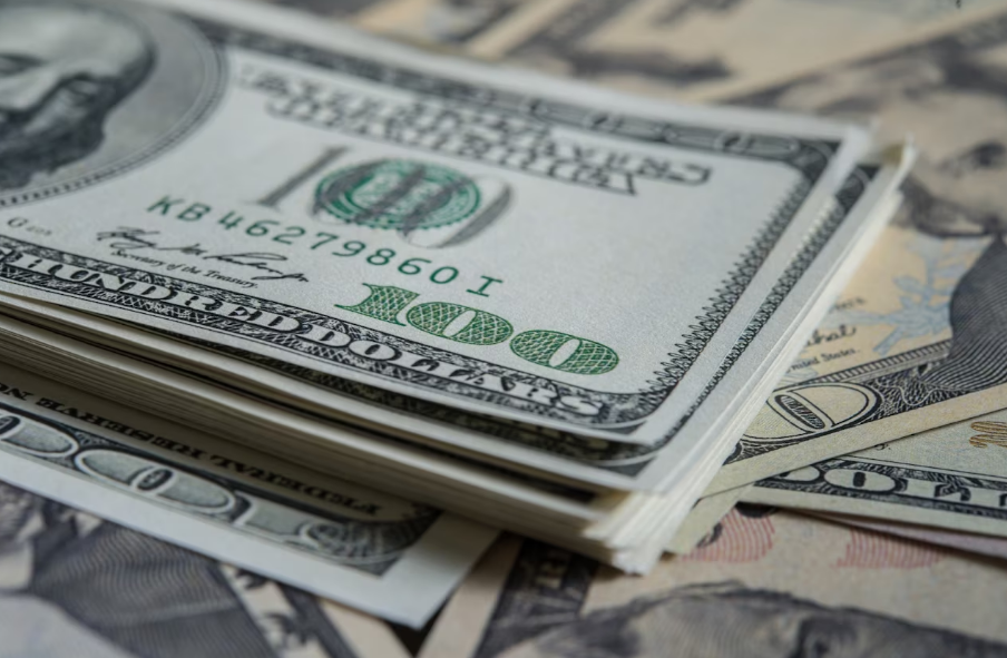 Райффайзенбанк изменит условия валютных переводов для частных клиентов с 3 апреля Райффайзенбанк изменит условия валютных переводов для частных клиентов с 3 апреля