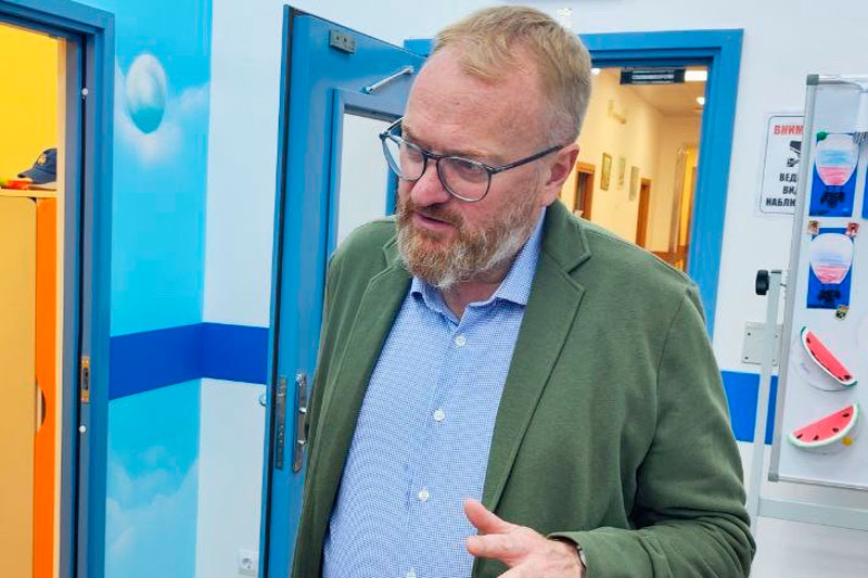 «Дешёвые копии из низкосортных сериалов»: Милонов раскритиковал современных мужчин за ухаживание | Милонов: пытающиеся обворожить дам поднакаченными бритыми мускулами — не мужчины «Дешёвые копии из низкосортных сериалов»: Милонов раскритиковал современных мужчин за ухаживание | Милонов: пытающиеся обворожить дам поднакаченными бритыми мускулами — не мужчины